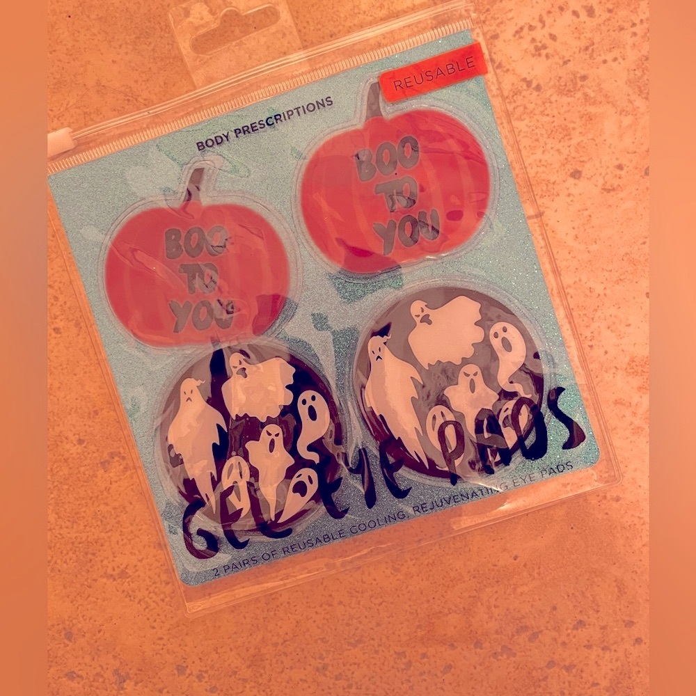 NEW!! Halloween theme 2 pack set of Gel eye pads